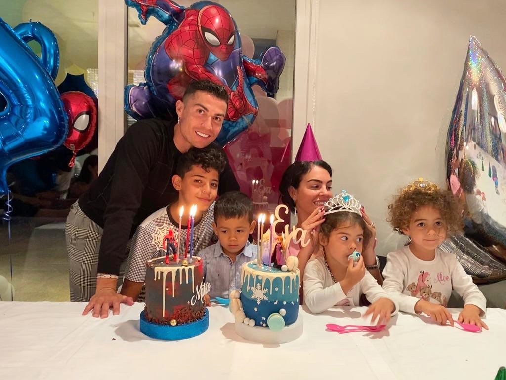 Cristiano Ronaldo en famille @Instagram Cristiano Ronaldo en famille @Instagram