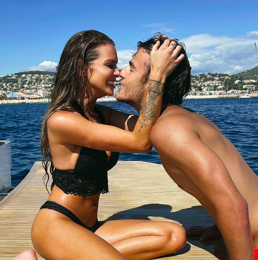 Adixia Romaniello et Simon Castladi très complices @Instagram Adixia Romaniello et Simon Castladi très complices @Instagram