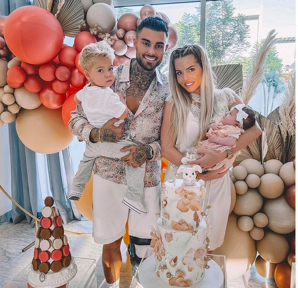 Jessica Thivenin en famille @Instagram Jessica Thivenin en famille @Instagram