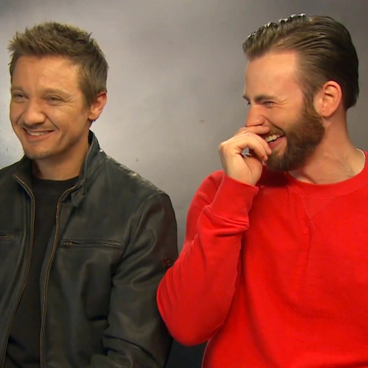 Jeremy Renner et Chris Evans @ DR Jeremy Renner et Chris Evans @ DR