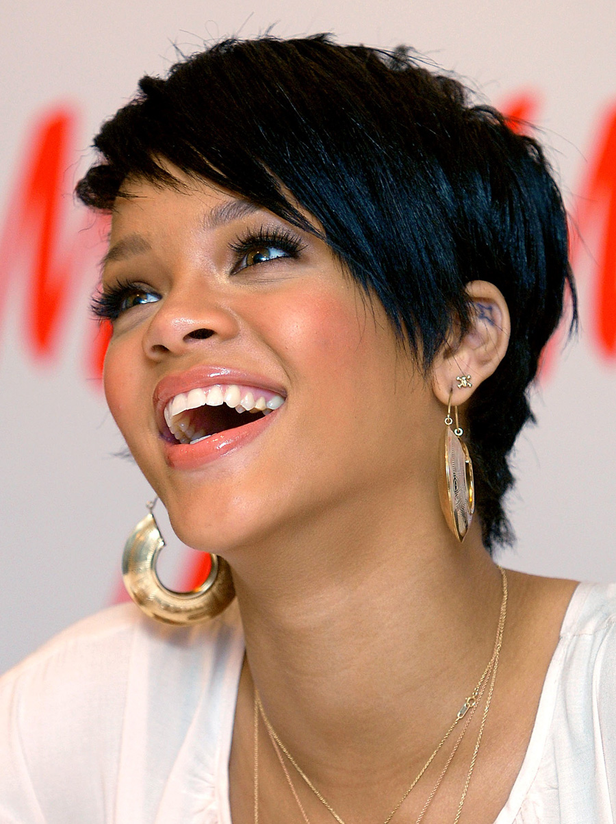 Rihanna : Elle souffrirait de troubles de la personnalité ?