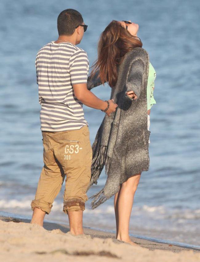 Selena Gomez trop proche d'Alfredo Flores ?