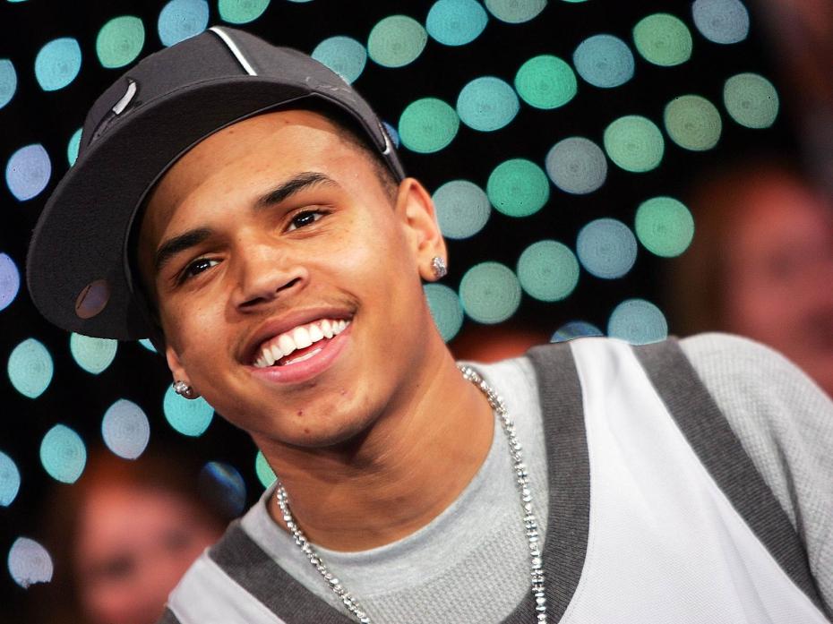 Chris Brown et Drake saccagent un bar et refuse de payer les dégâts !