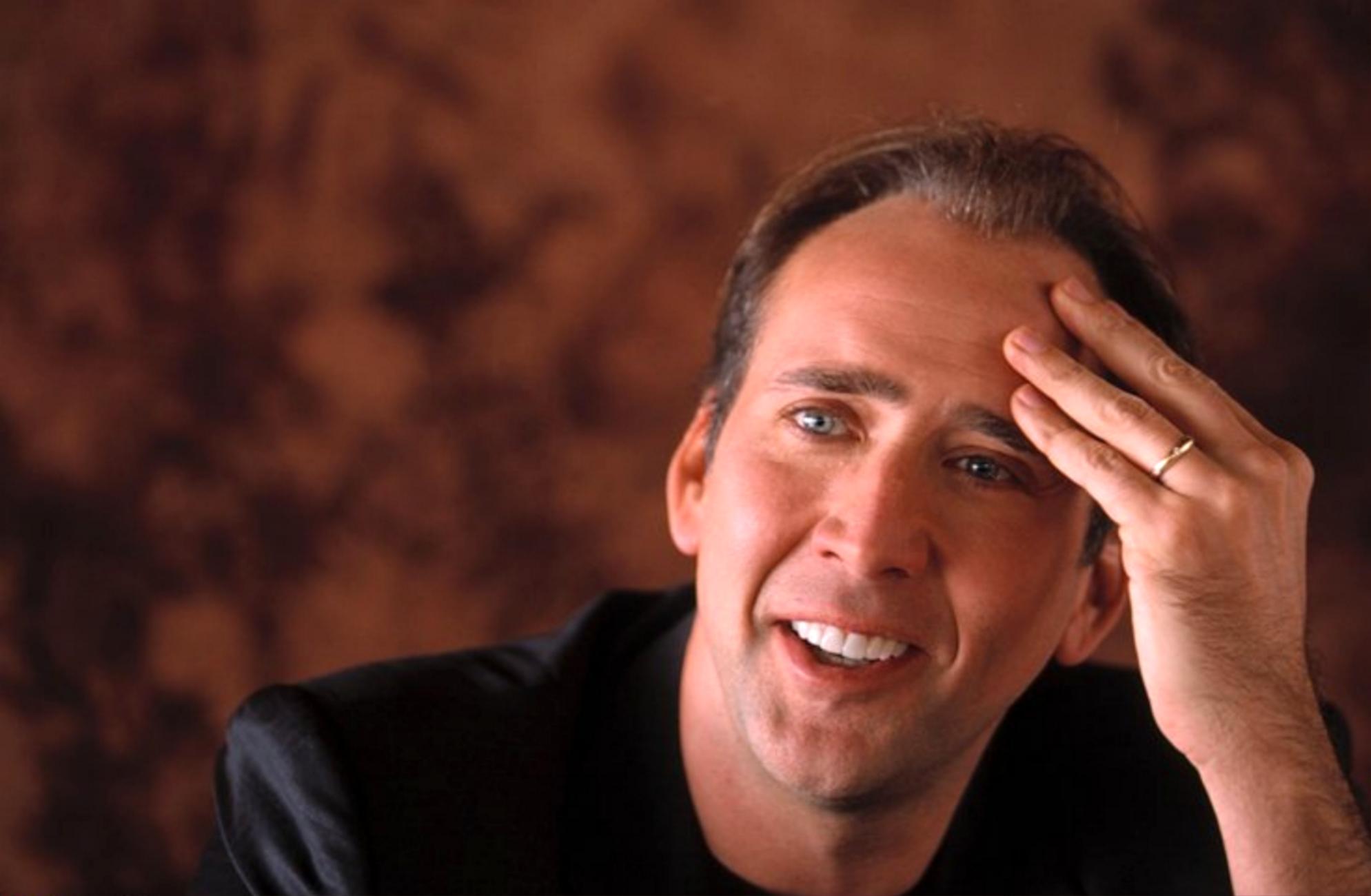 On a volé des photos sexy de Nicolas Cage !