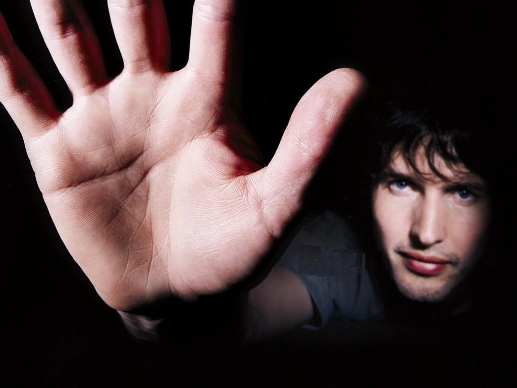 Découvrez le nouveau clip de James Blunt