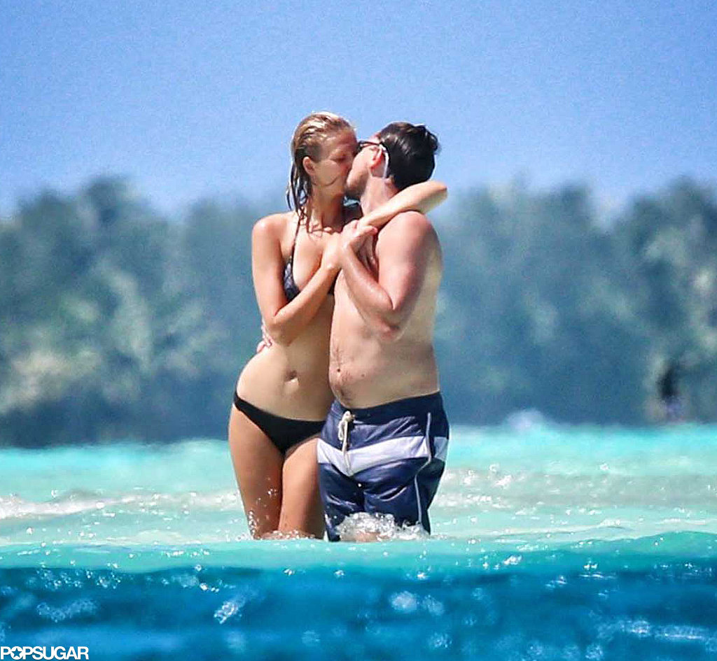 Leonardo et sa girlfriend se détendent à Bora Bora
