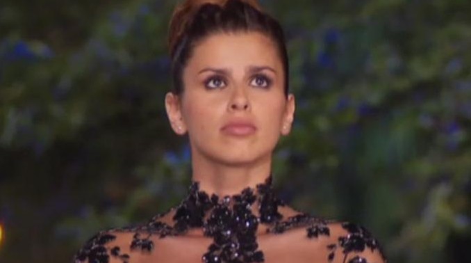#Bachelor 2014 : Camille Alonso et les internautes règlent son compte à Elodie
