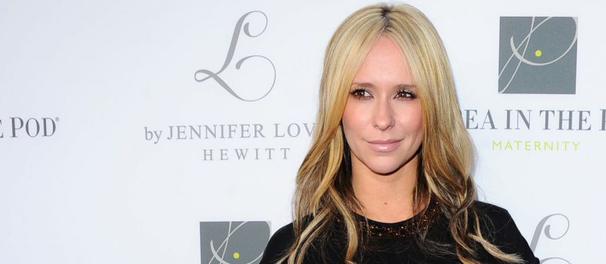 Jennifer Love Hewitt est devenue blonde !