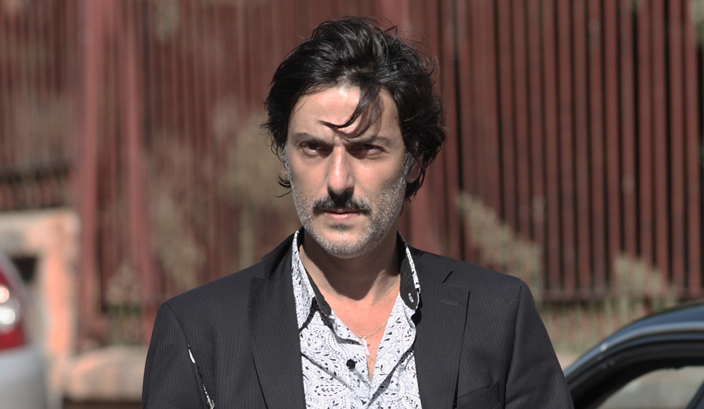 Yvan Attal nerveux chez Ardisson