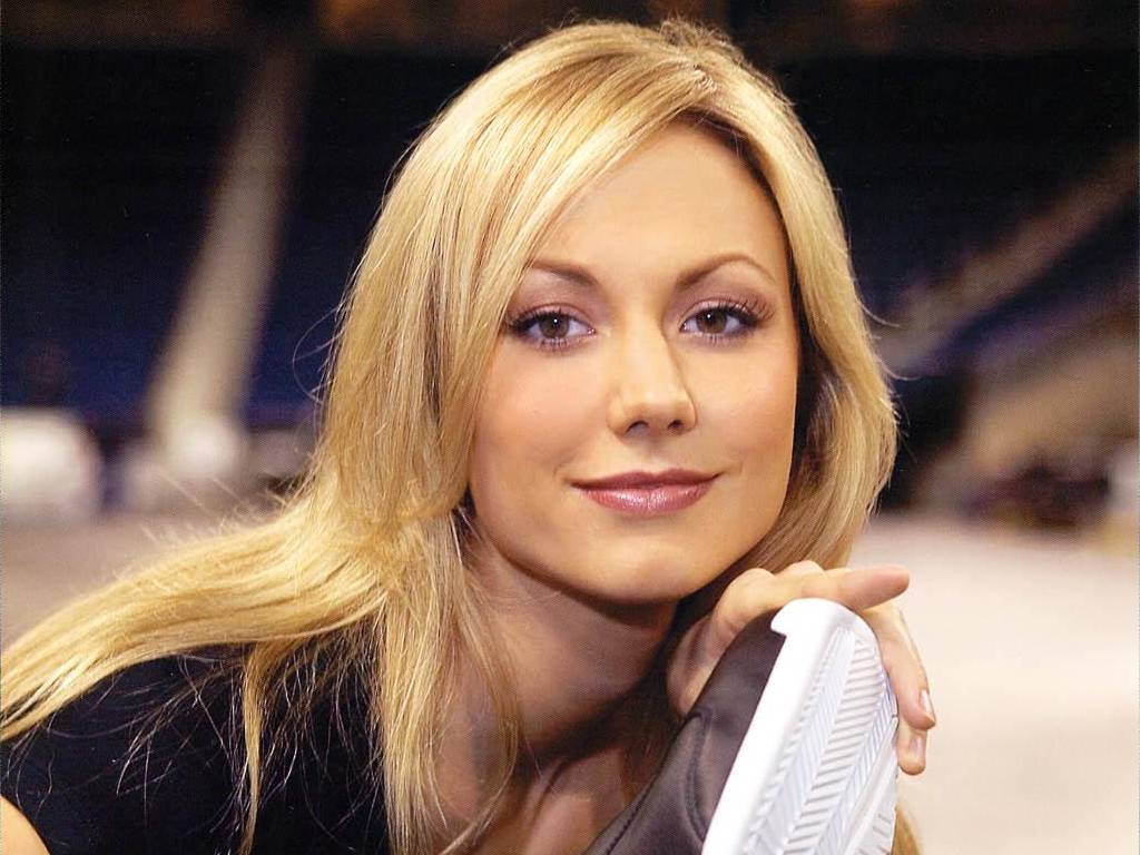 Le baby bump sexy de Stacy Keibler