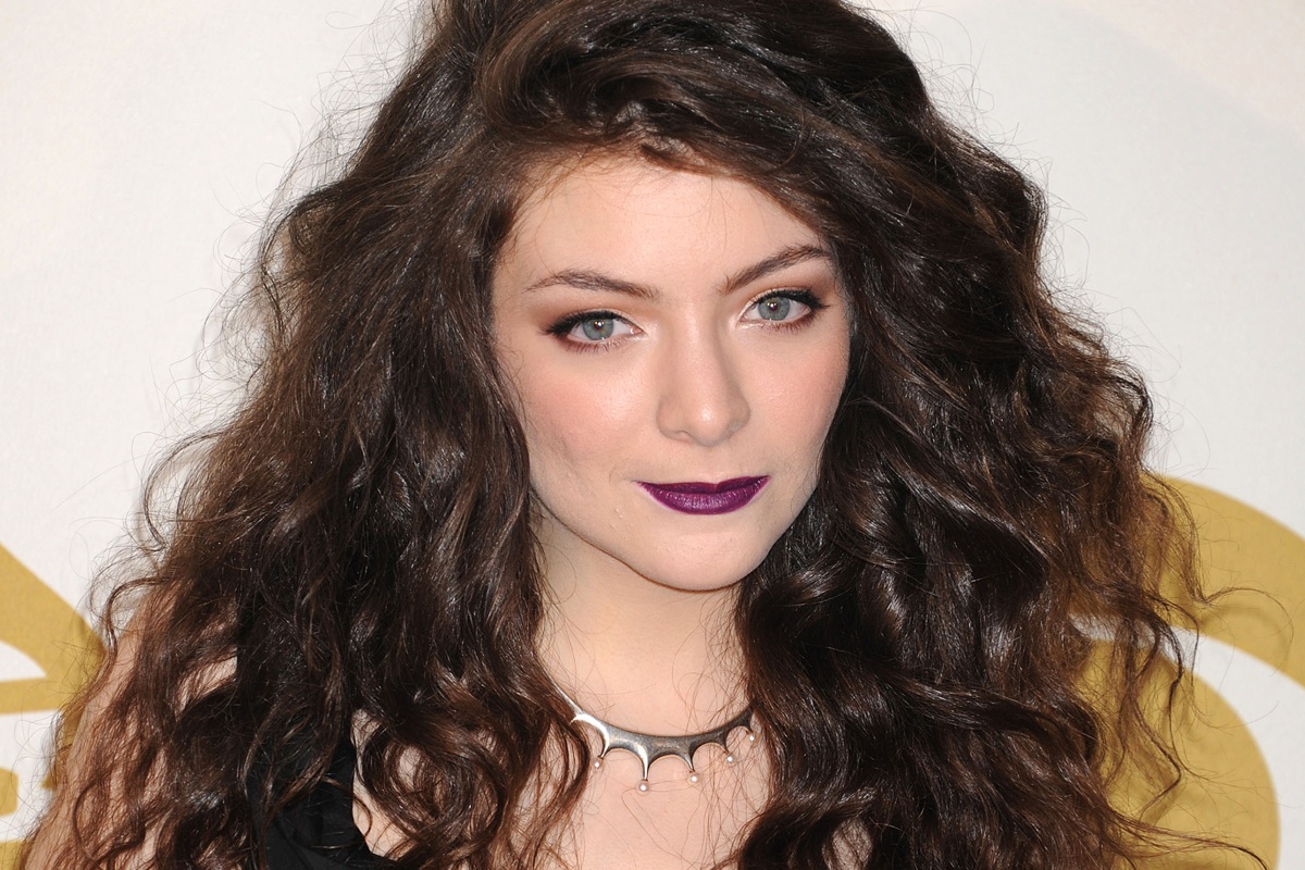 Lorde :  Je ne suis pas l'anti Miley Cyrus