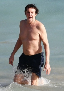 Paul Mc Cartney : Après l'hôpital, un petit plongeon à Ibiza !