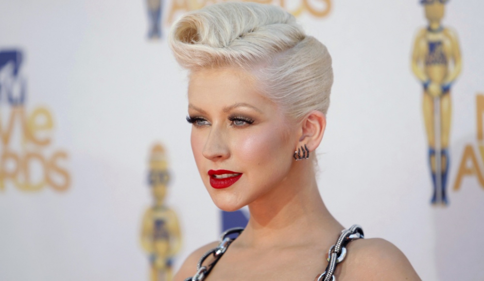 Christina Aguilera dévoile son baby bump
