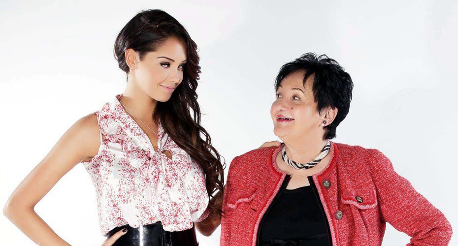 Nabilla est fortement inculte : C'est sa grand-mère qui le dit !