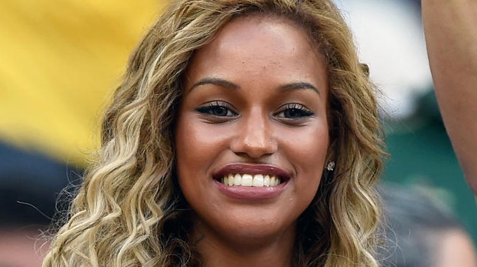 #SS8 : Fanny Neguesha, la future femme de Mario Balotelli au casting ?