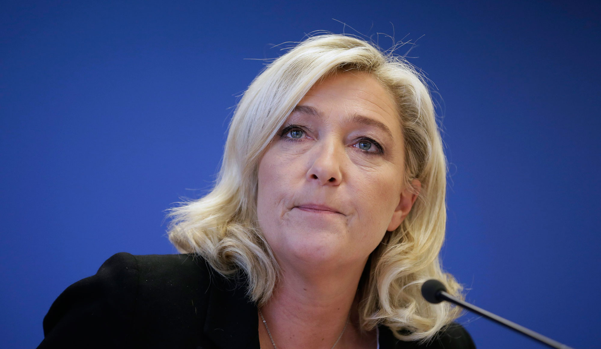 Marine Le Pen à propos du livre de Valérie Trierweiler : &quot;Un concours d'indécence&quot;