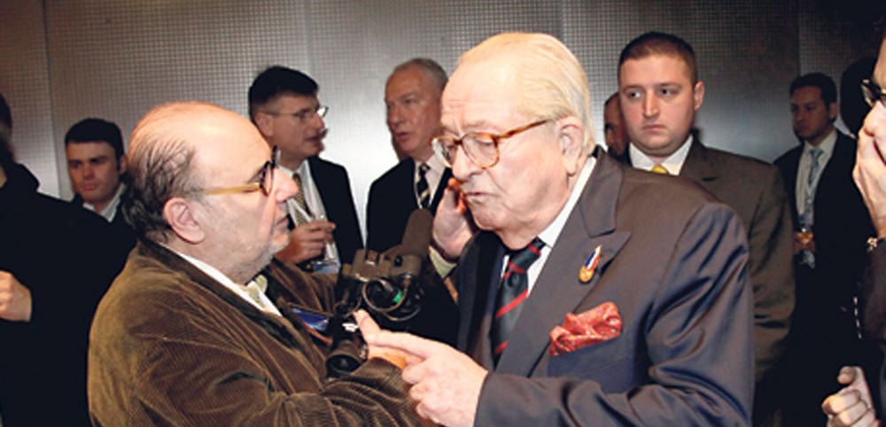 Jean-Marie Le Pen : &quot;Je ne me suis pas assez occupé de mes filles&quot;