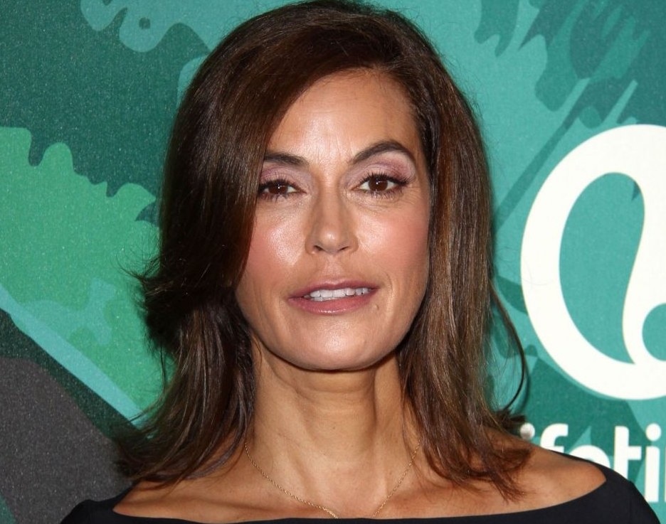 Teri Hatcher méconnaissable sur Instagram, la polémique continue à enfler...