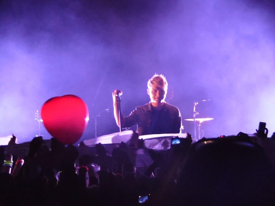 Exclu ! Nous étions au concert de Romain Ughetto à Lyon !