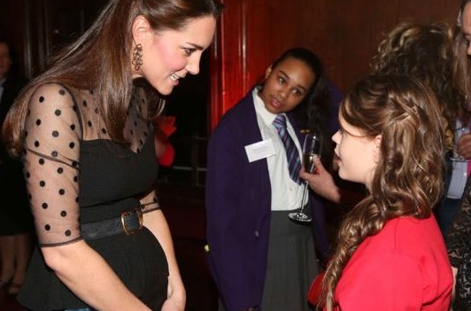 Kate Middleton enceinte : Son ventre s'arrondit enfin !