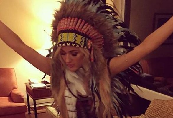 Ellie Goulding : La chanteuse accusée de racisme
