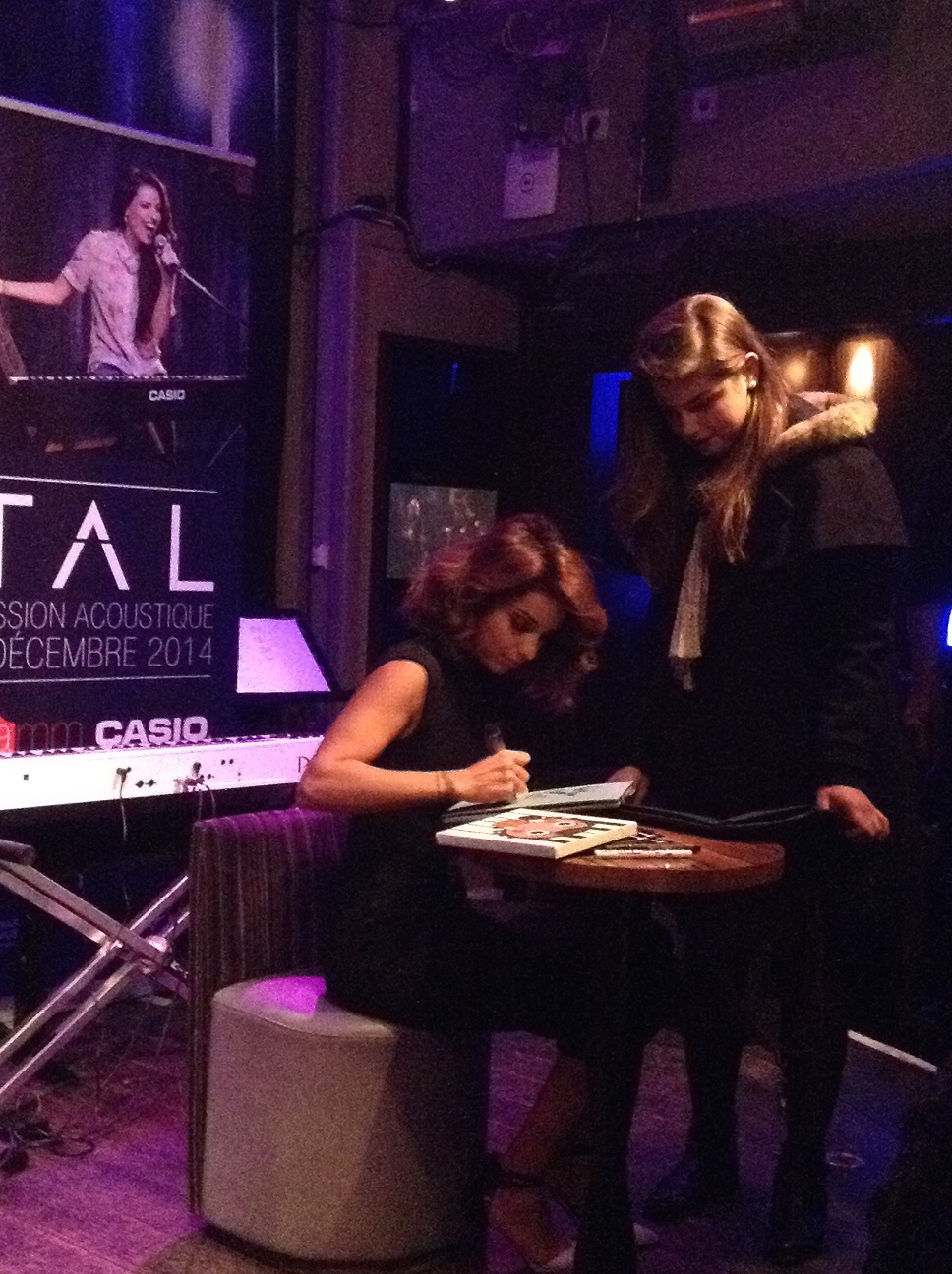 Exclu : On a assisté au concert privé de Tal !