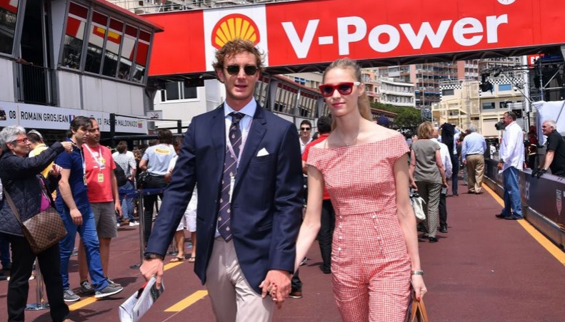 Pierre Casiraghi et Beatrice Borromeo en amoureux au Grand Prix de Monaco (Photos)