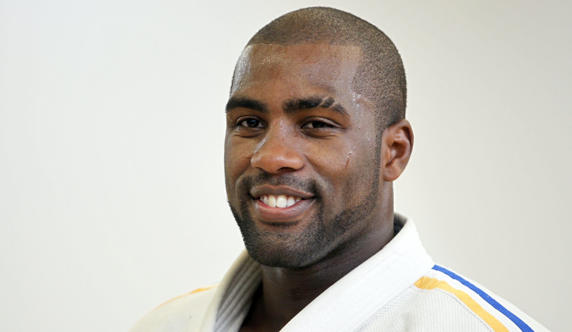 Teddy Riner trop vieux pour le judo ? Il remet un journaliste à sa place !