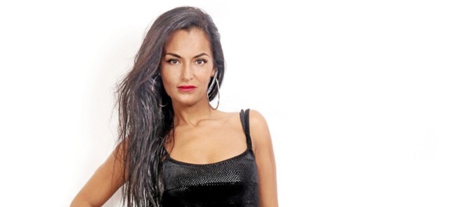 Maëva Anissa taclée pour son livre, elle s’emporte sur Twitter