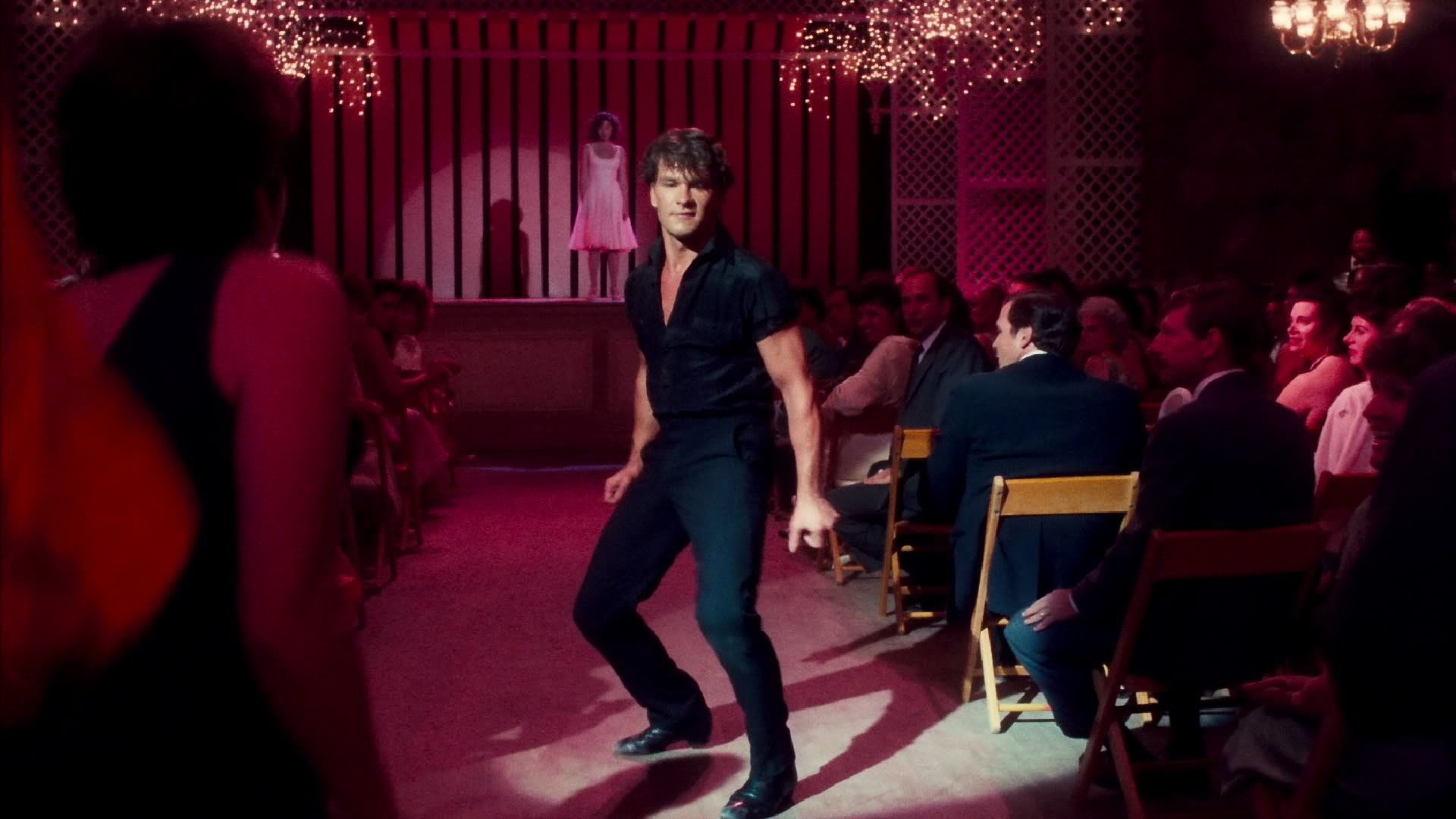 100 scènes de danse mythique en une seule vidéo !