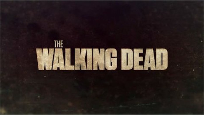 Une fan de la série Walking Dead mord un des acteurs !