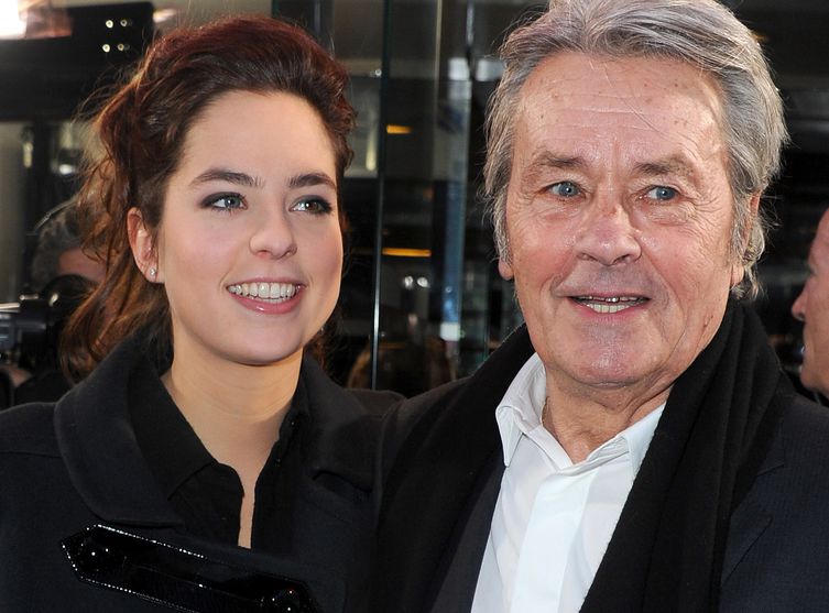 La jolie déclaration d'Anouchka Delon à son papa