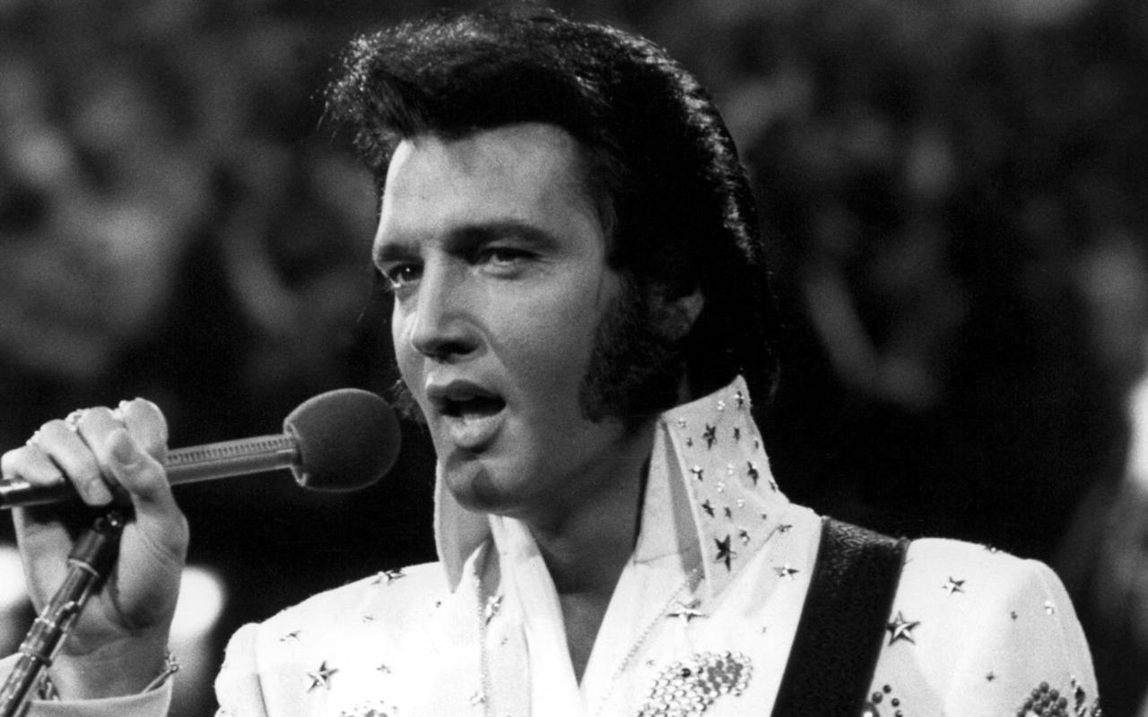 Une guitare d'Elvis Presley adjugée à un prix fou !