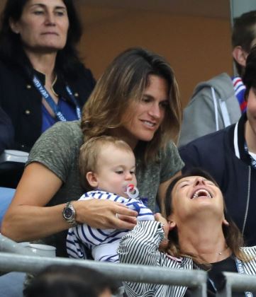 Amélie Mauresmo, plus épanouie que jamais avec son fils !