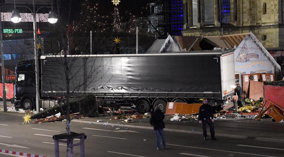 #PrayForBerlin : Les stars sortent du silence après l'attentat à Berlin...