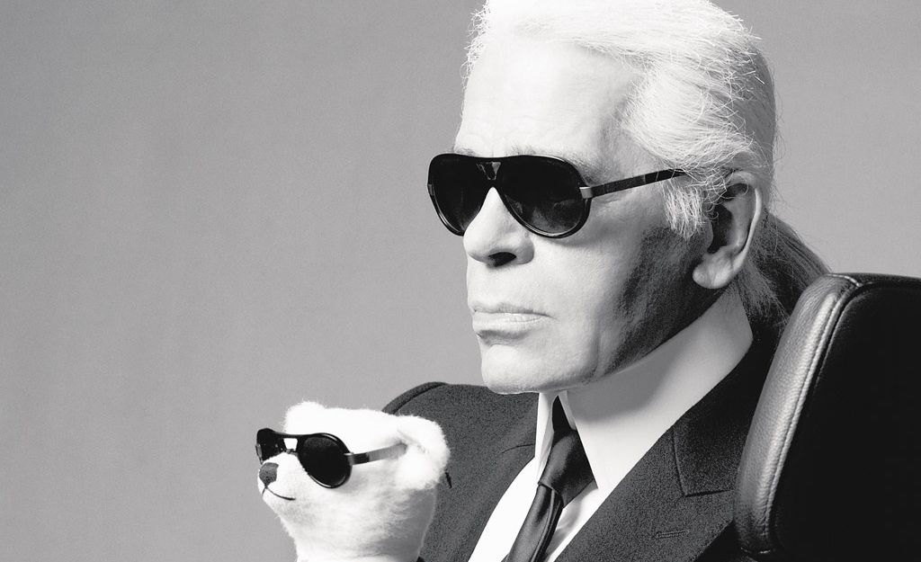 Karl Lagerfeld : Découvrez son  rituel morbide avant d’aller se coucher