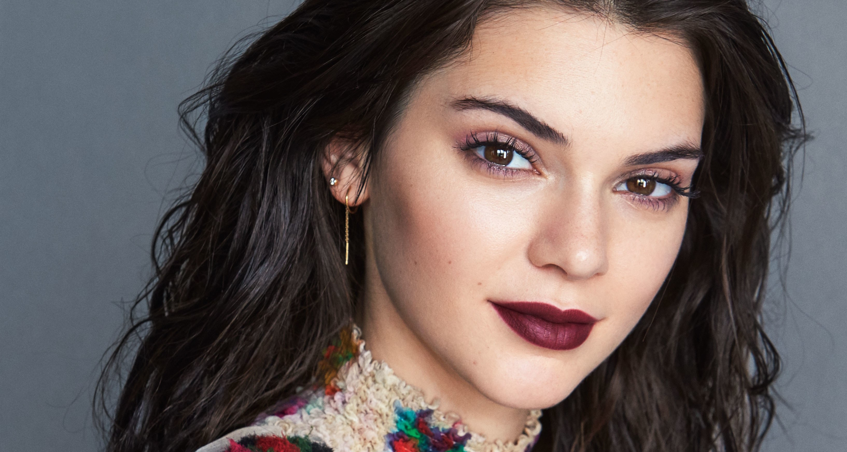 Kendall Jenner se prend pour Marilyn Monroe en fine lingerie