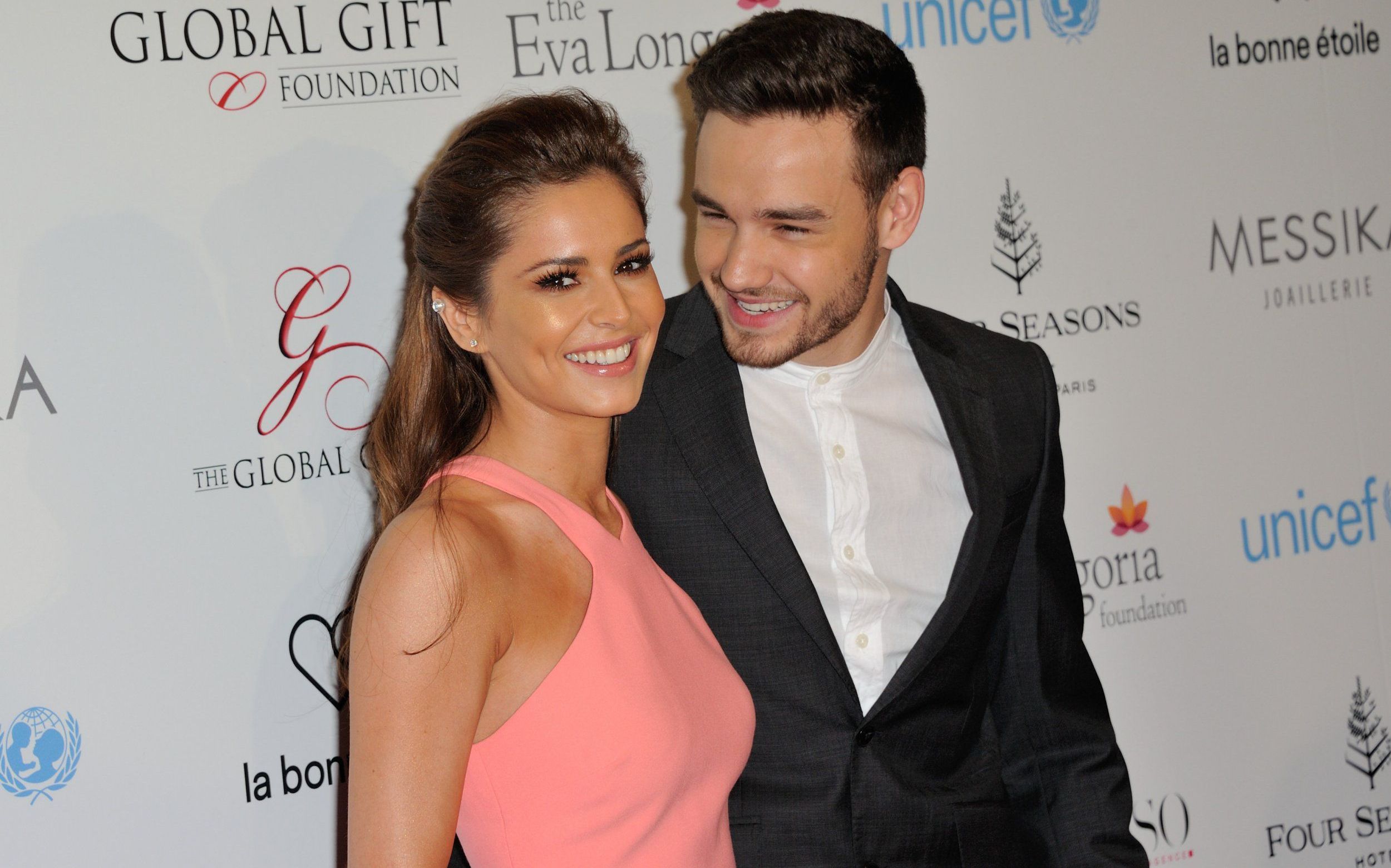 Liam Payne et Cheryl Cole dévoilent une photo de leur enfant