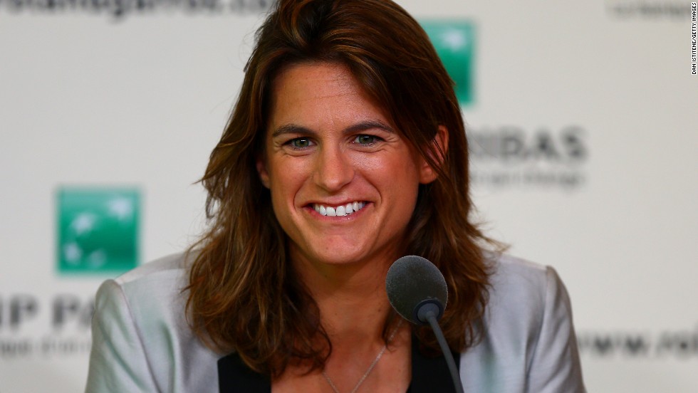 Amélie Mauresmo maman pour la deuxième fois : Le premier cliché du bébé