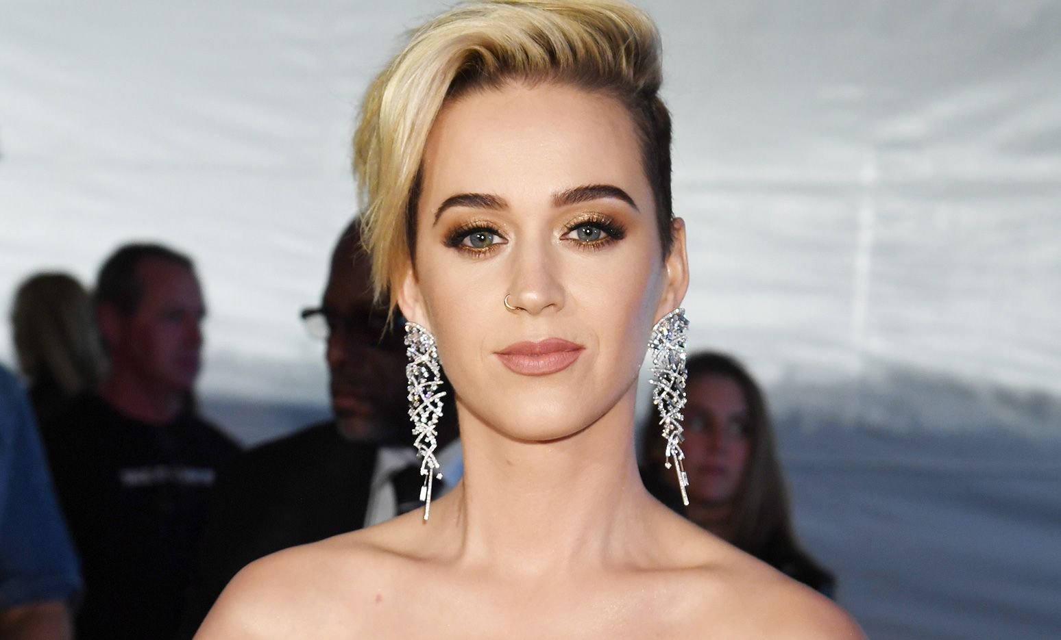 Katy Perry change de look et s’amuse des rumeurs concernant Ryan Philippe !