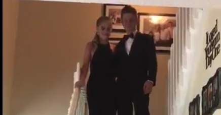 La chute : Leur entrée avant le bal de promo vire au fiasco !