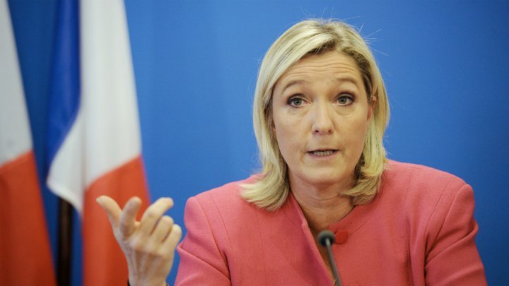 Marine Le Pen topless ? La photo qui affole la toile