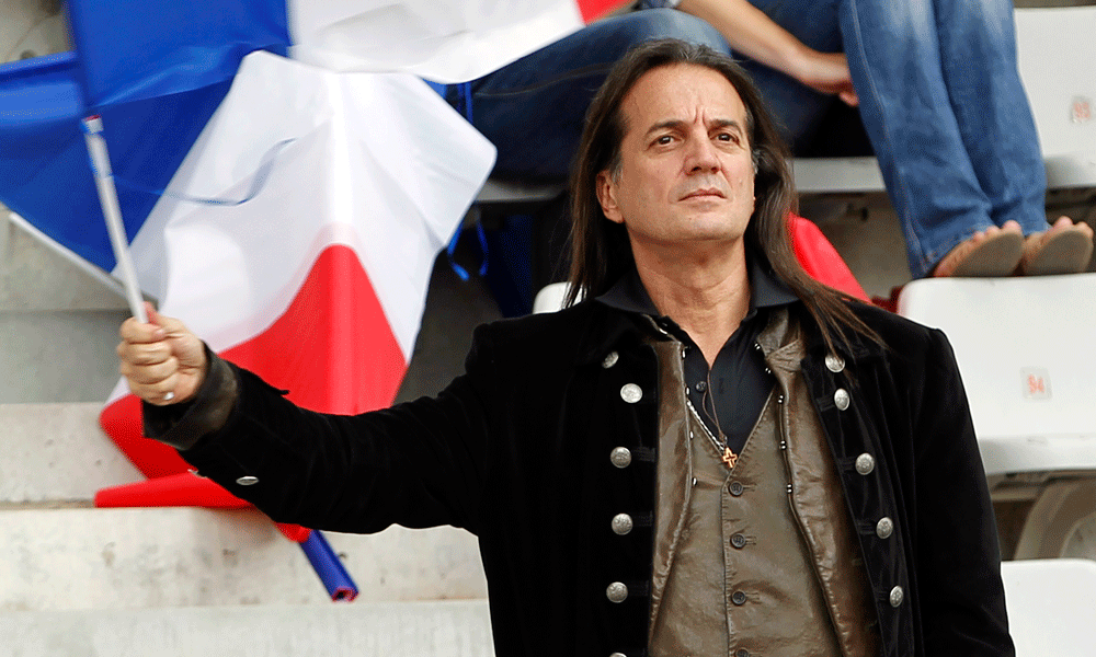 Francis Lalanne se présente face à Manuel Valls aux législatives