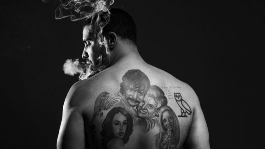Drake s’est fait tatouer le visage d’un autre rappeur !