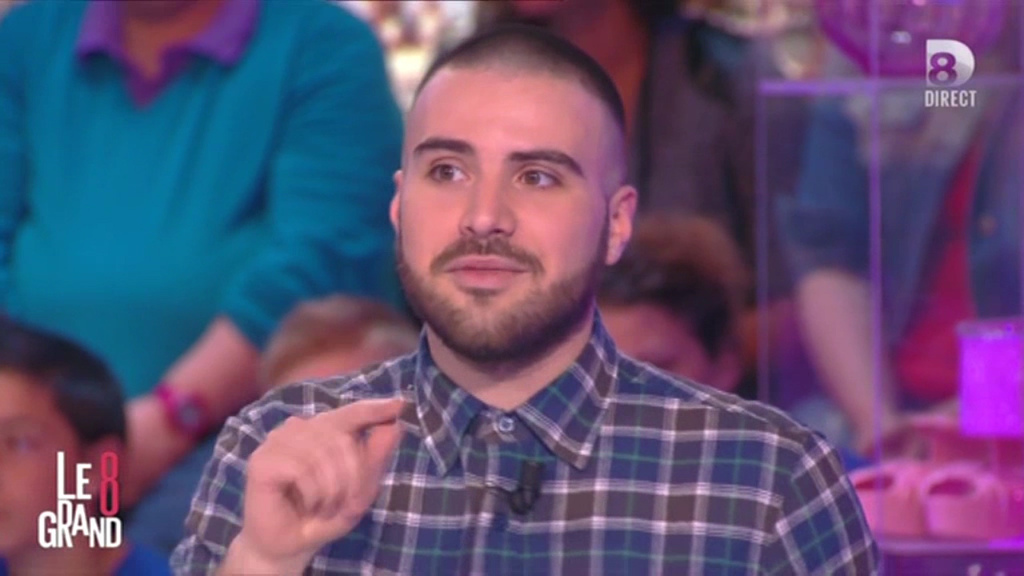 Jérémy Châtelain dévoile un tendre cliché de ses vacances avec sa fille