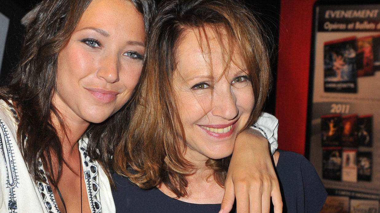 Natha­lie Baye : Sa fille Laura Smet lui rend un touchant hommage