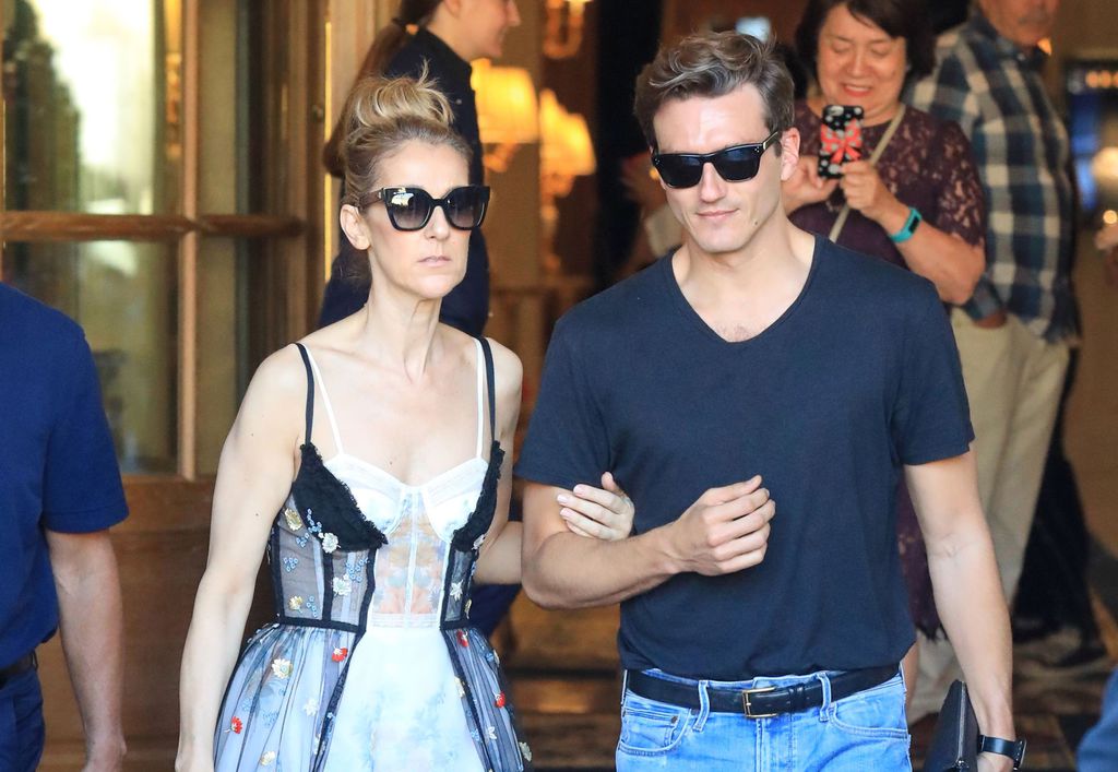 Céline Dion amoureuse de son jeune danseur ? La photo d'une étreinte qui en dit long...