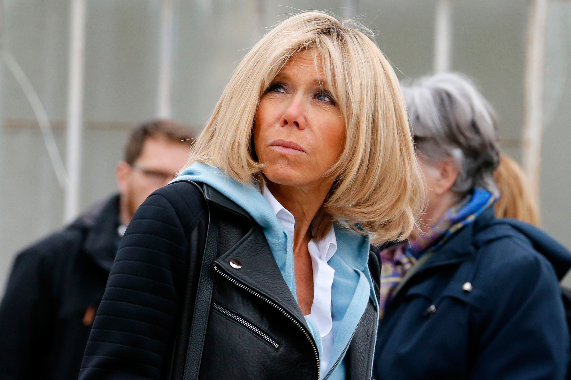 Obsèques de Mireille Darc : Brigitte Macron sous les critiques