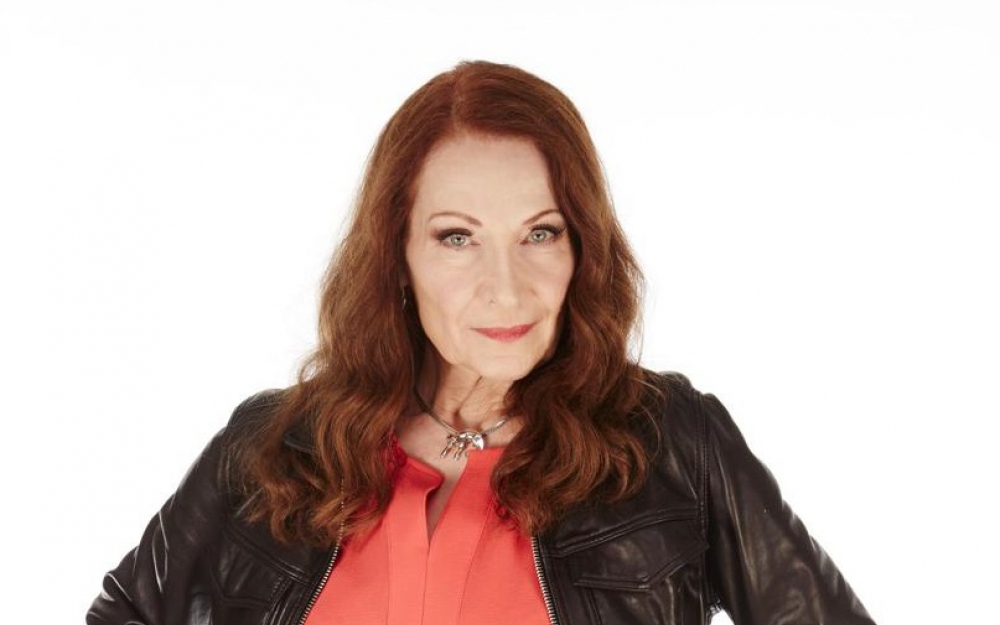 #SS11 : Découvrez Tanya, la cougar de cette nouvelle saison !