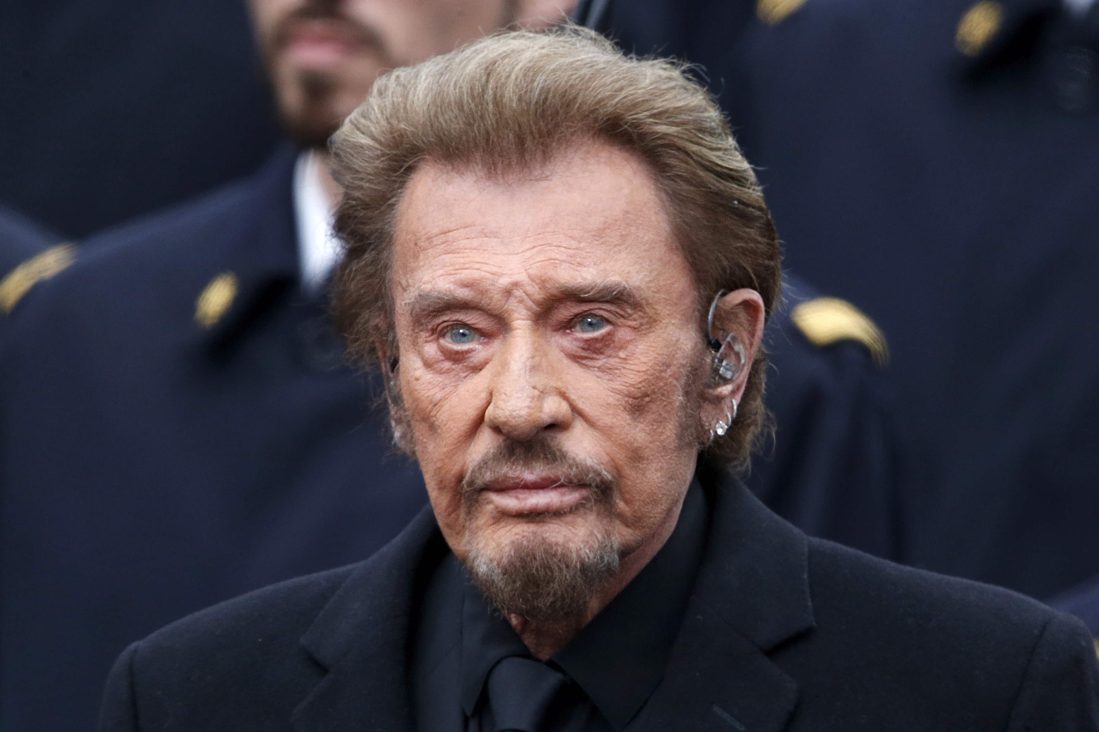 Johnny Hallyday malade : Son manager donne enfin de ses nouvelles